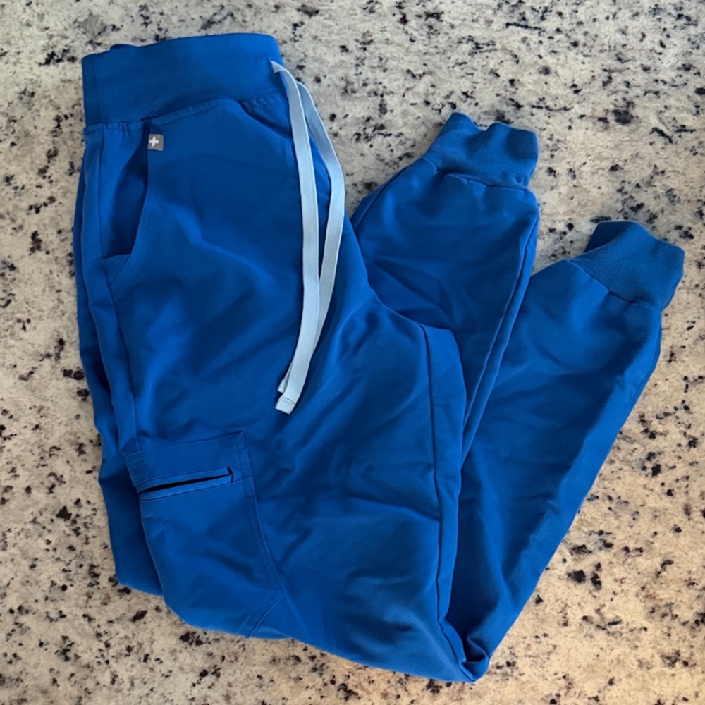 Women’s  Blue Jogger Scrubs